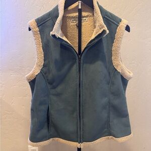 Bit & Bridle Teal Fleece Vest with Cream Trim